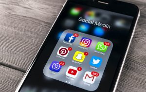 Dina sociala medier kan sätta käppar i hjulet
